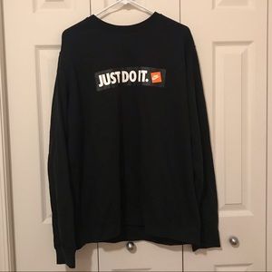 Black Nike sweatshirt